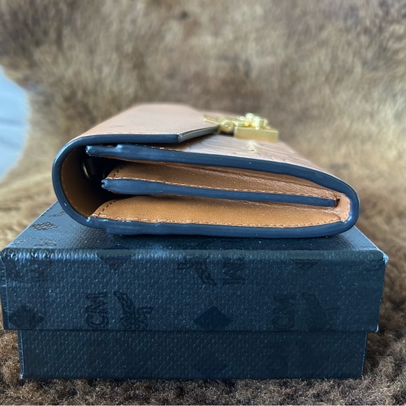 “Host Pick” MCM Patricia Cognac Wallet On Chain - Picture 10 of 13